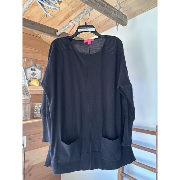 Lilly Pulitzer Black Sweater with Two Pockets Side Slits Medium EUC Fall Winter - Picture 2 of 6
